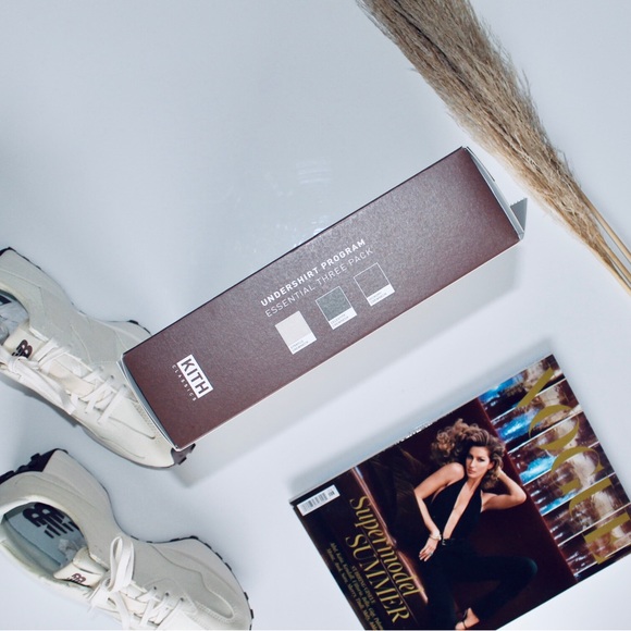 KITH Celestial 3-Pack Undershirt - Picture 3 of 6